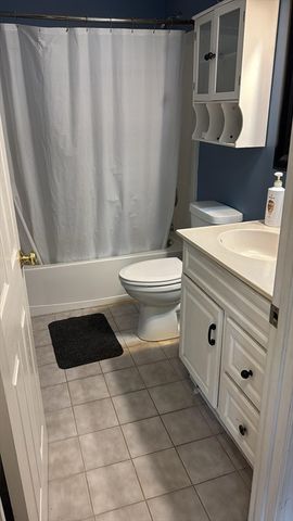 6 Tara Dr 5, Weymouth, MA 02188