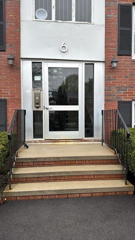 6 Tara Dr 5, Weymouth, MA 02188