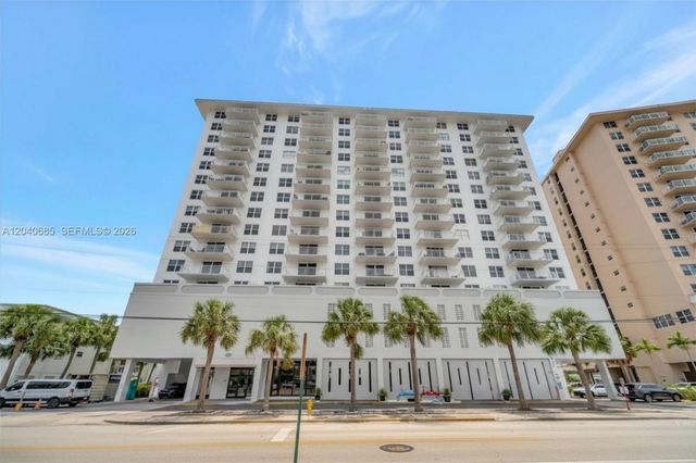 427 Golden Isles Drive 16H, Hallandale Beach, FL 33009