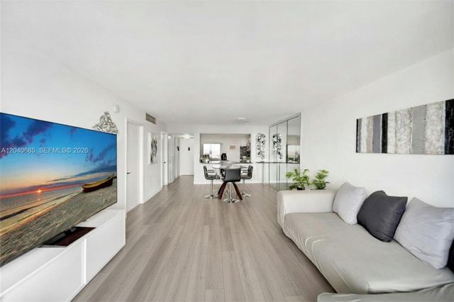 427 Golden Isles Drive 16H, Hallandale Beach, FL 33009