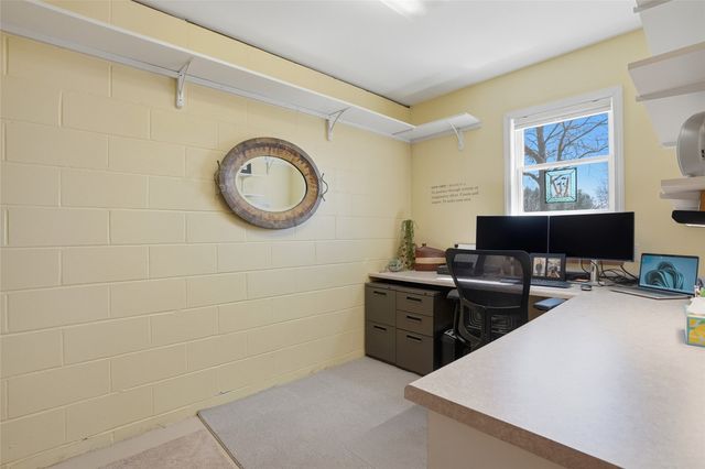 2969 Good Earth Place, Iowa City, IA 52240