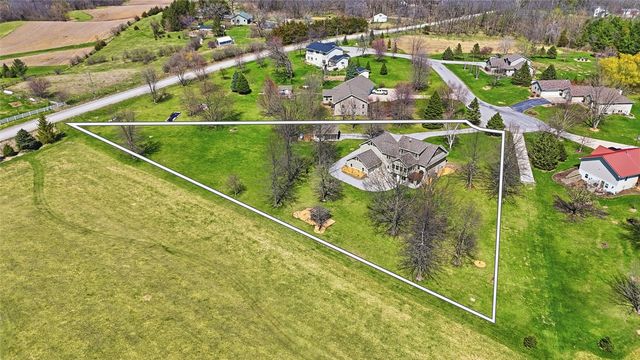 2969 Good Earth Place, Iowa City, IA 52240