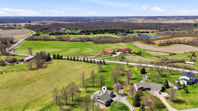 2969 Good Earth Place, Iowa City, IA 52240