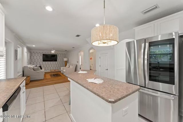 614 6TH Avenue S, Jacksonville Beach, FL 32250