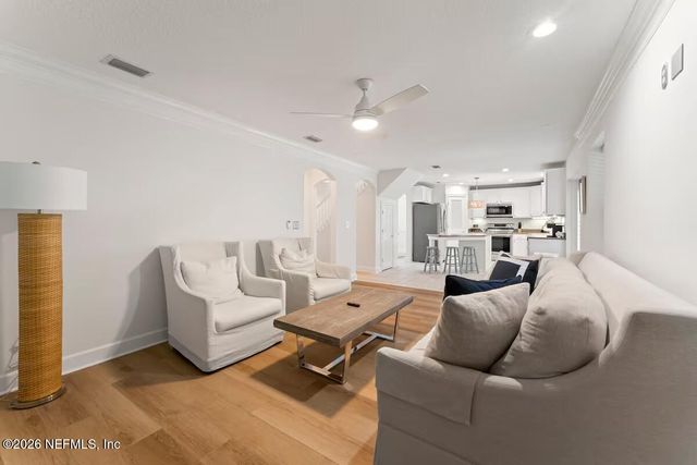 614 6TH Avenue S, Jacksonville Beach, FL 32250