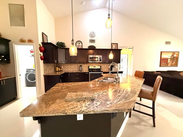 14703 N 71st Pl Place N, The Acreage, FL 33470