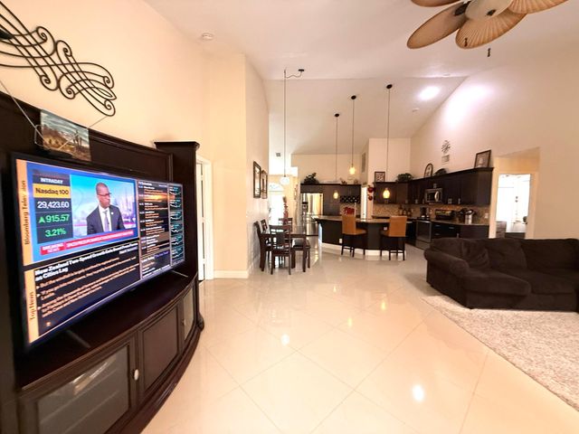 14703 N 71st Pl Place N, The Acreage, FL 33470