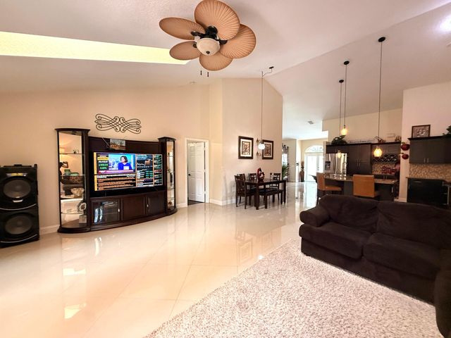 14703 N 71st Pl Place N, The Acreage, FL 33470