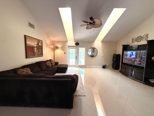 14703 N 71st Pl Place N, The Acreage, FL 33470
