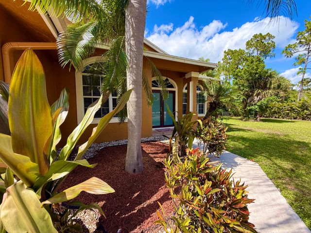 14703 N 71st Pl Place N, The Acreage, FL 33470