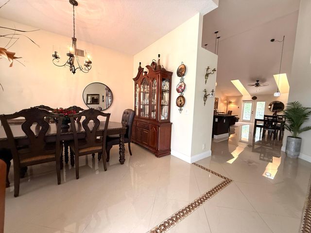 14703 N 71st Pl Place N, The Acreage, FL 33470