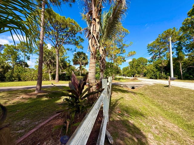 14703 N 71st Pl Place N, The Acreage, FL 33470