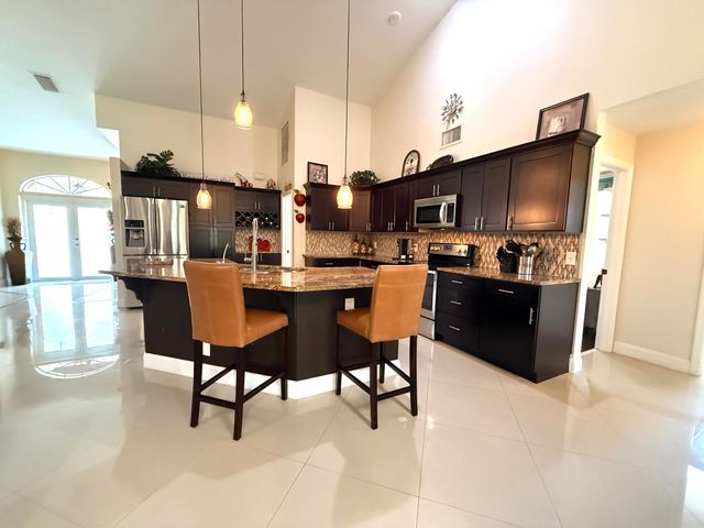 14703 N 71st Pl Place N, The Acreage, FL 33470