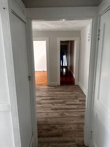 62 Willow Ave 2, Quincy, MA 02170