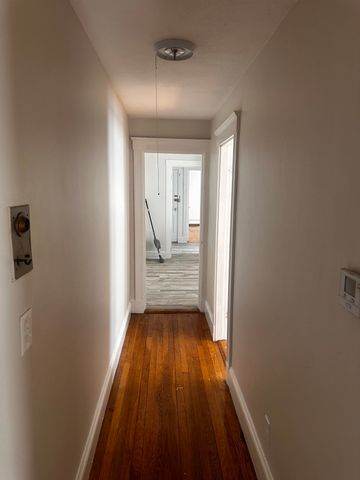 62 Willow Ave 2, Quincy, MA 02170