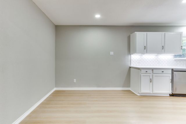 2709 Springbrooke Drive, Hurst, TX 76054