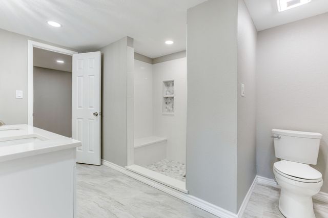 2709 Springbrooke Drive, Hurst, TX 76054