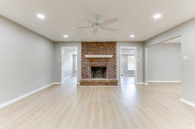 2709 Springbrooke Drive, Hurst, TX 76054