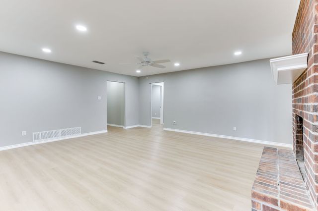 2709 Springbrooke Drive, Hurst, TX 76054