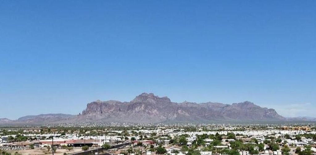 662 N IRONWOOD Drive, Apache Junction, AZ 85120 — exterior
