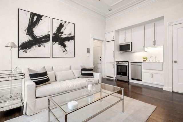 121 Charles St 4, Boston, MA 02114