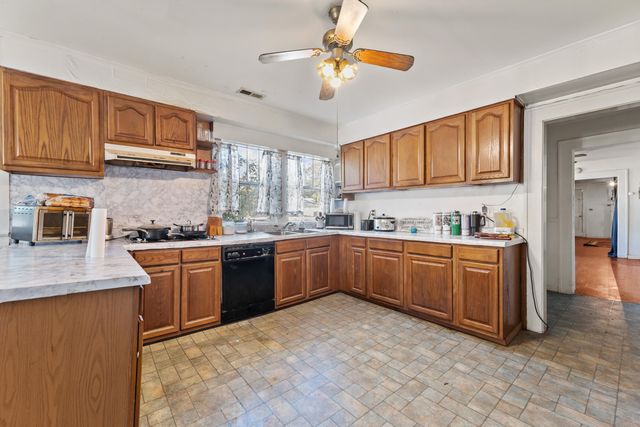 1138 North Street, Bamberg, SC 29003