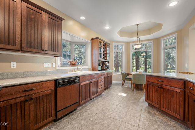 60775 Currant Way, Bend, OR 97702