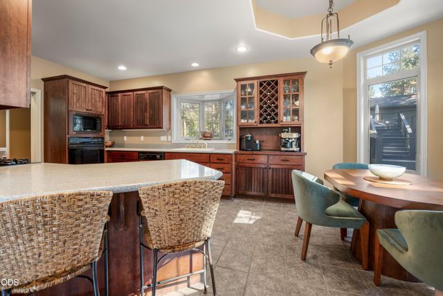 60775 Currant Way, Bend, OR 97702