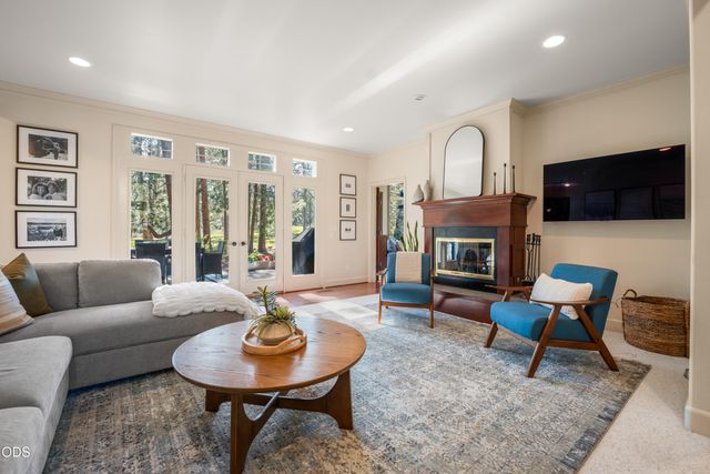 60775 Currant Way, Bend, OR 97702