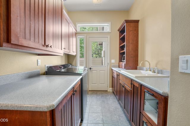 60775 Currant Way, Bend, OR 97702