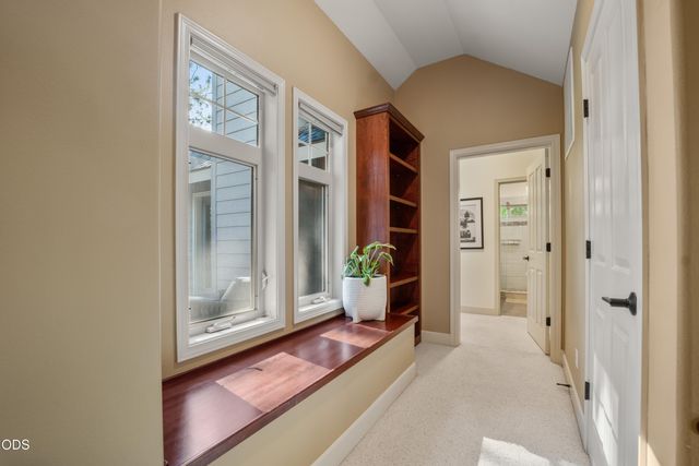 60775 Currant Way, Bend, OR 97702