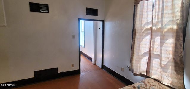 2110 N Laura Avenue, Douglas, AZ 85607