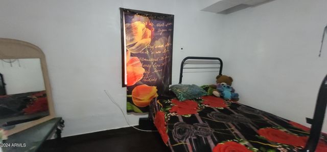 2110 N Laura Avenue, Douglas, AZ 85607