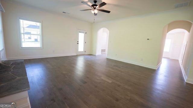 130 Bluecoat Trail, Byron, GA 31008