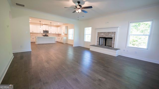 130 Bluecoat Trail, Byron, GA 31008