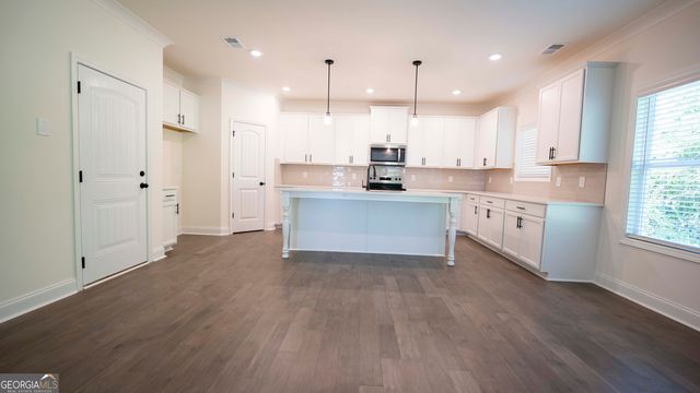 130 Bluecoat Trail, Byron, GA 31008