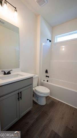 130 Bluecoat Trail, Byron, GA 31008