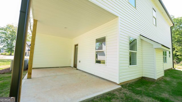 130 Bluecoat Trail, Byron, GA 31008