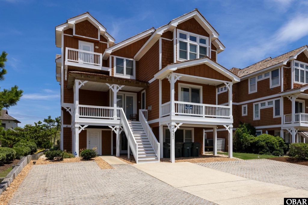 Image 1 of property listing at 4931 S Virginia Dare Trail Lot 1, Nags Head, NC 27959