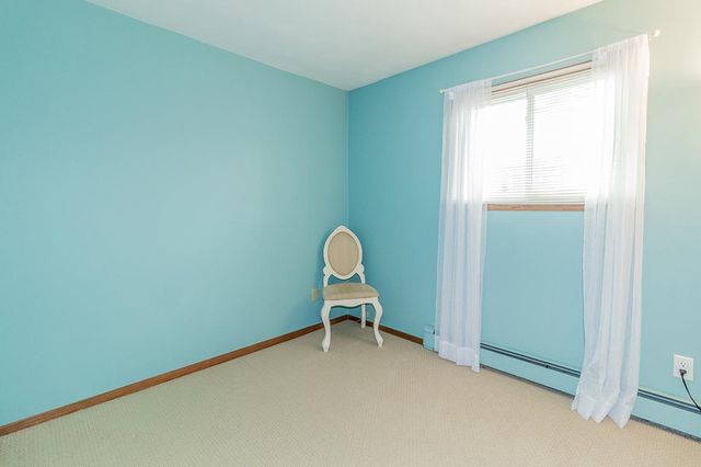828 W WARREN STREET, New London, WI 54961