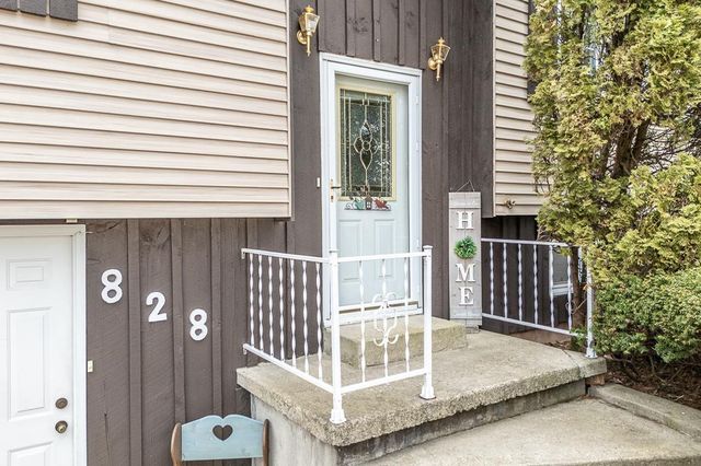 828 W WARREN STREET, New London, WI 54961