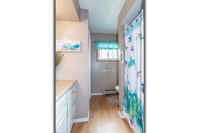 828 W WARREN STREET, New London, WI 54961