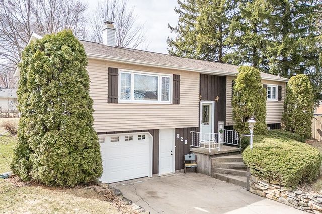 828 W WARREN STREET, New London, WI 54961