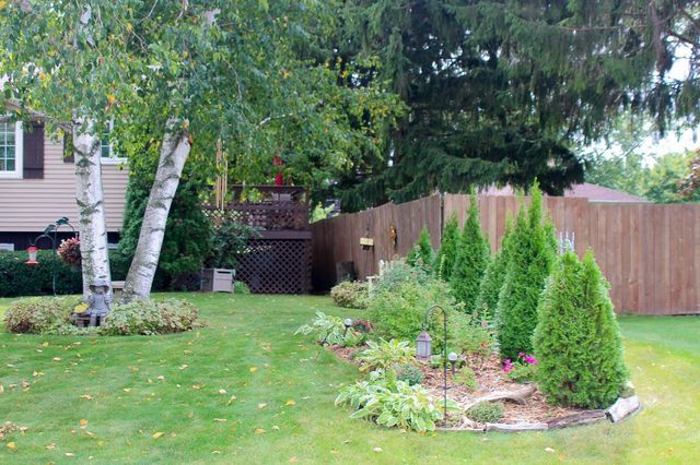 828 W WARREN STREET, New London, WI 54961