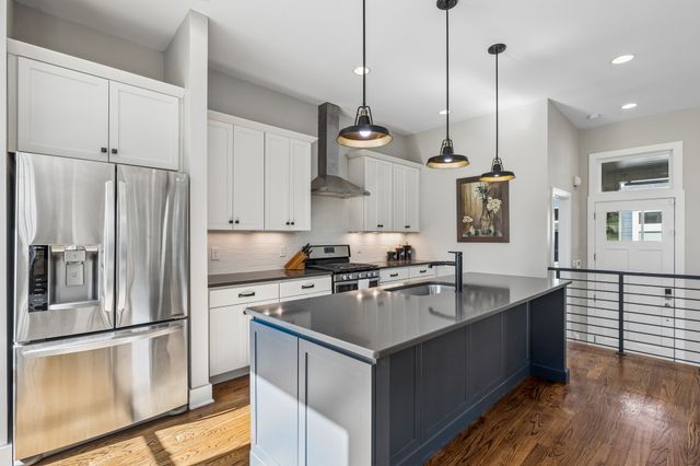 2605D Traughber Dr, Nashville, TN 37206