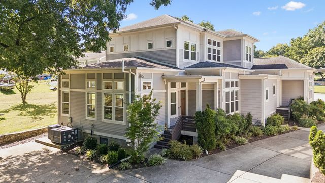 2605D Traughber Dr, Nashville, TN 37206
