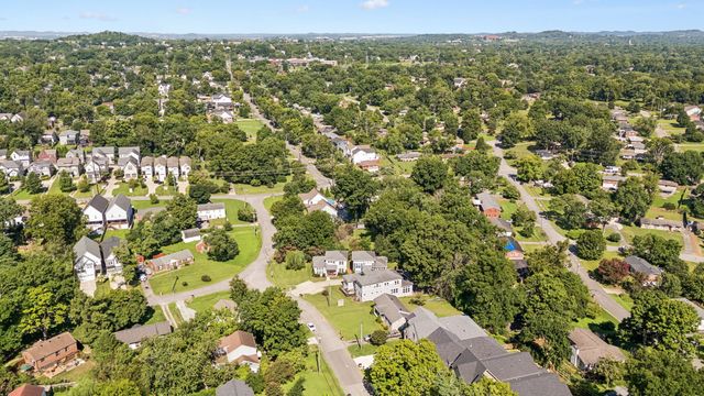 2605D Traughber Dr, Nashville, TN 37206