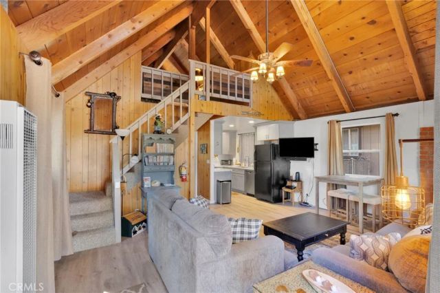42651 Falcon Avenue, Big Bear Lake, CA 92315