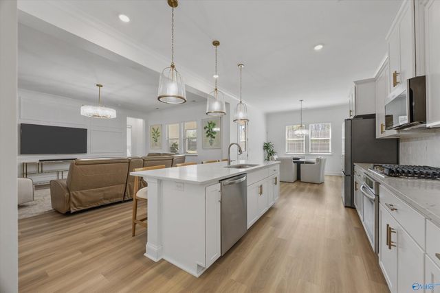 326 Merrydale Drive, Huntsville, AL 35811