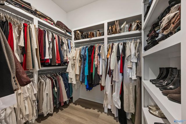 326 Merrydale Drive, Huntsville, AL 35811